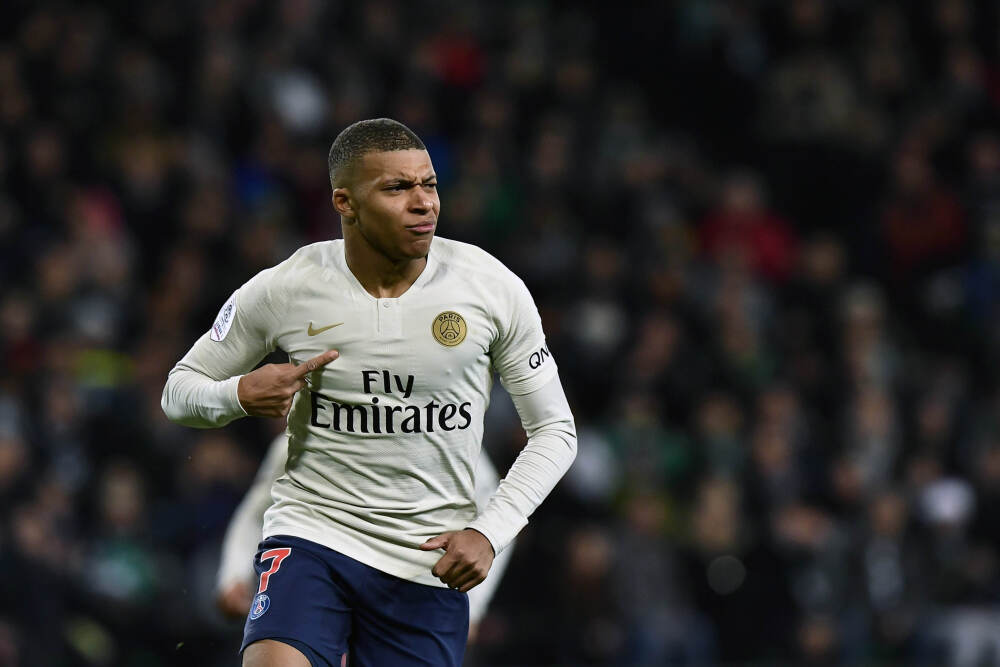 恭喜骆薇薇! 这个把技术写在晶圆上的女人, 让中国芯站上了AI算力C位